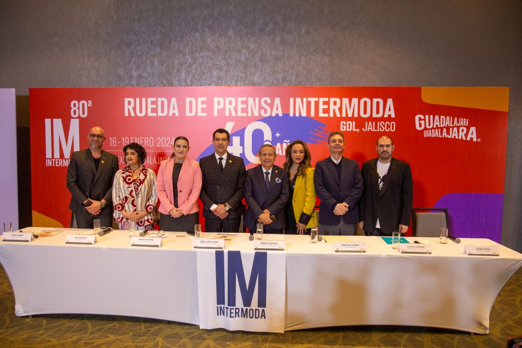 Presidium rueda de prensa Intermoda 2